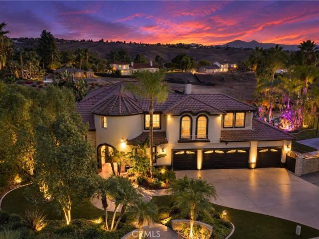 House for sale in Canyon Crest, Riverside