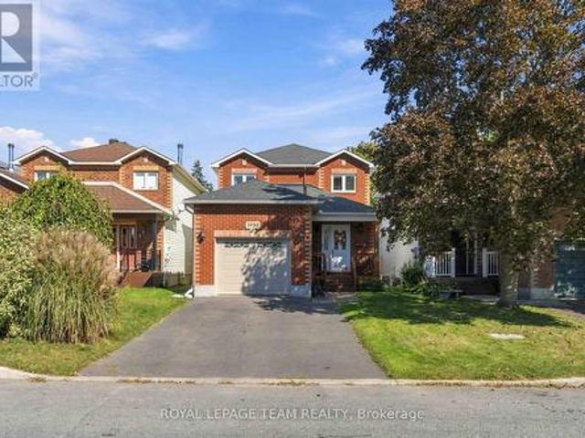House for sale in Chapel Hill North, Ottawa