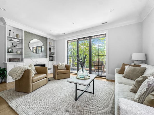 Condo for sale in Mid-North District, Chicago