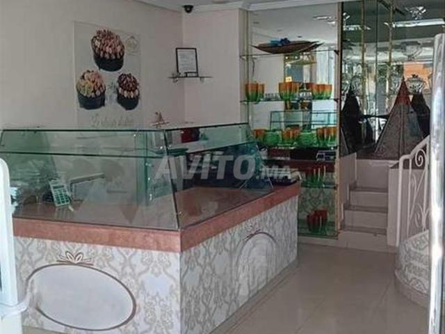 Local commercial vente à Anfa, Gharb-Chrarda-Beni Hssen