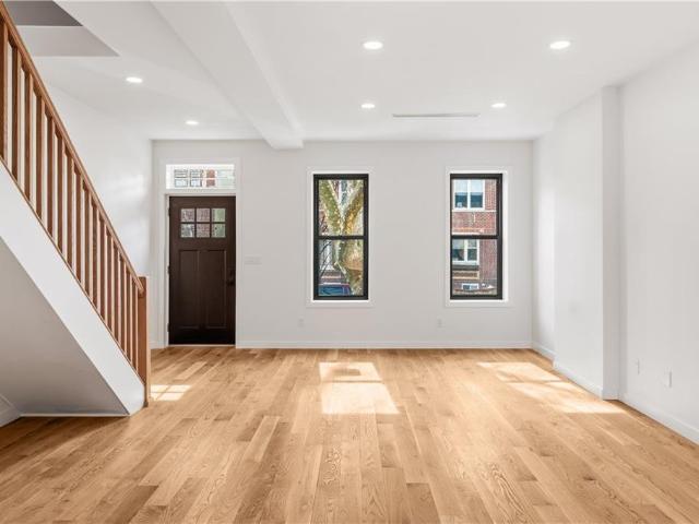 House for sale in Arverne, New York
