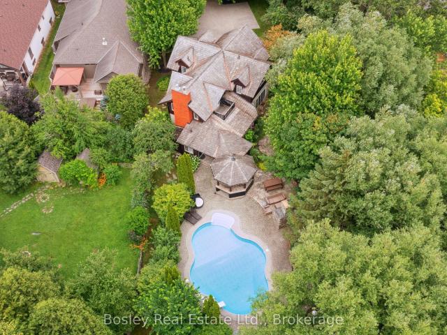 Cabin for sale in Ontario