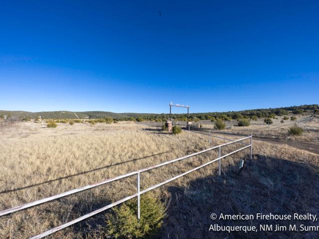 House for sale in Edgewood, New Mexico