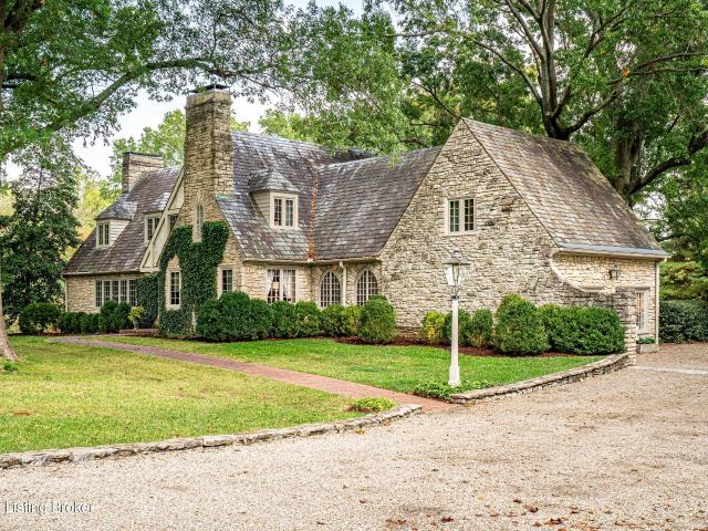 House for sale in Indian Hills, Kentucky