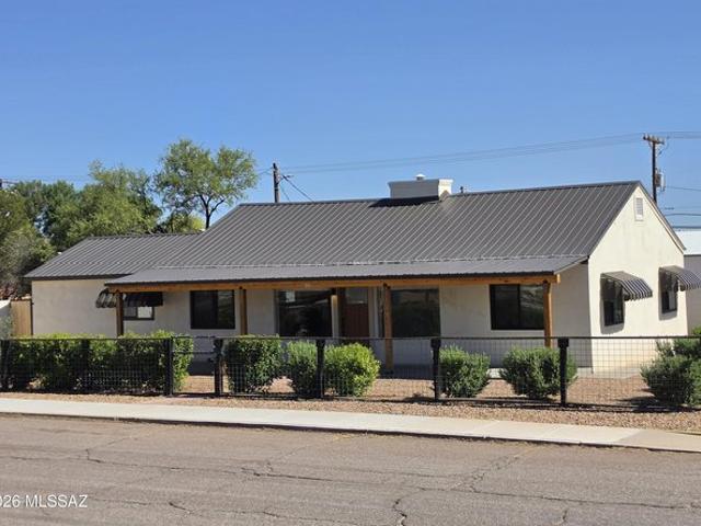 House for sale in Benson, Cochise County