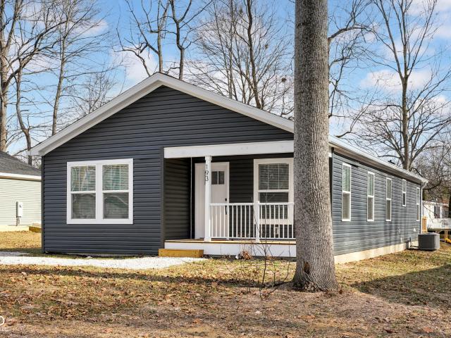 House for sale in Cloverdale, Indiana