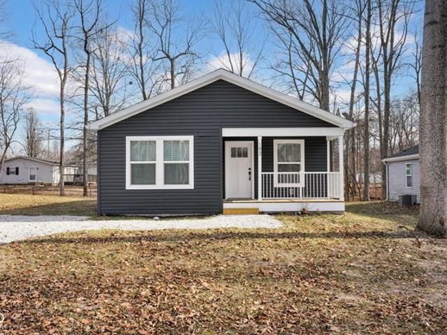 House for sale in Cloverdale, Indiana