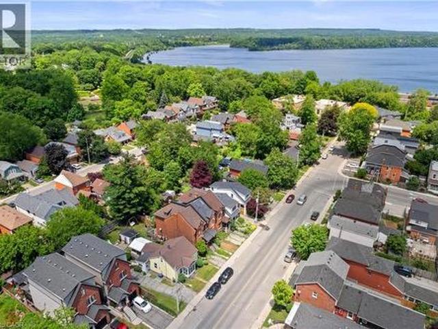 House for sale in Ancaster, Ontario