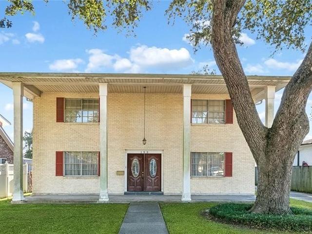 House for sale in Harahan, Jefferson Parish