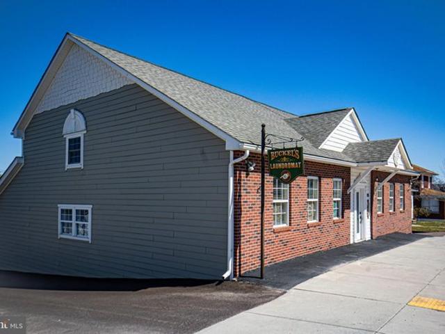 House for sale in Garrett, Maryland