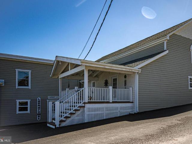 House for sale in Garrett, Maryland