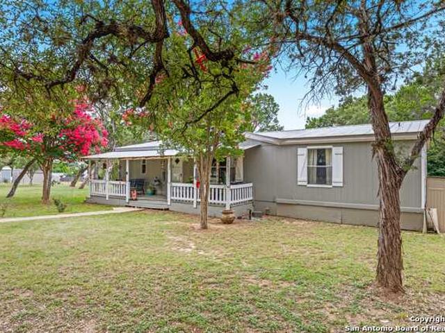 House for sale in Pipe Creek