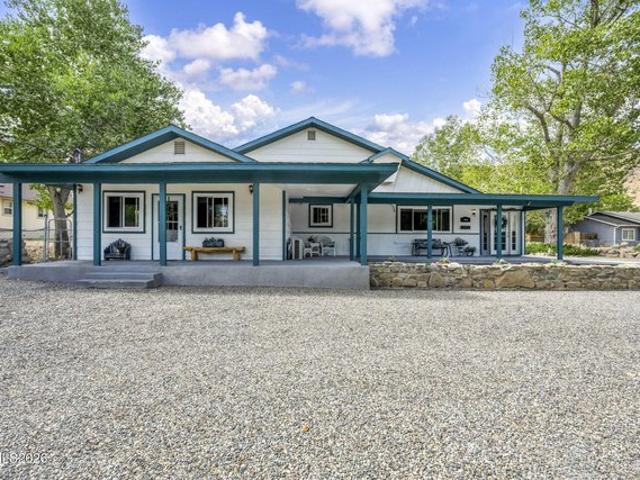 House for sale in Coleville, California
