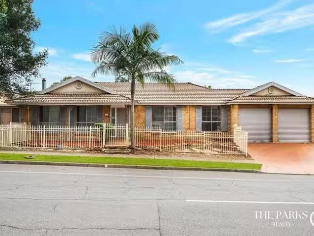 House for rent in Green Valley, New South Wales