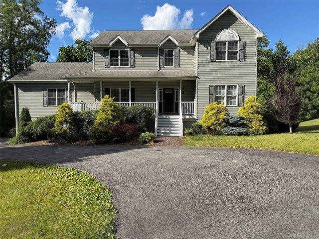 House for sale in Holmes, New York