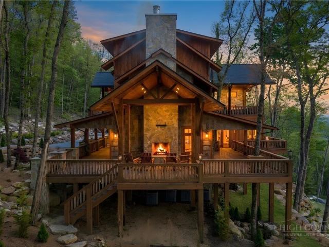 House for sale in Avery, North Carolina