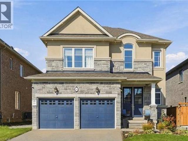 House for sale in Lampman, Hamilton