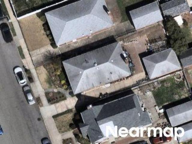 House for sale in Queens, Arverne