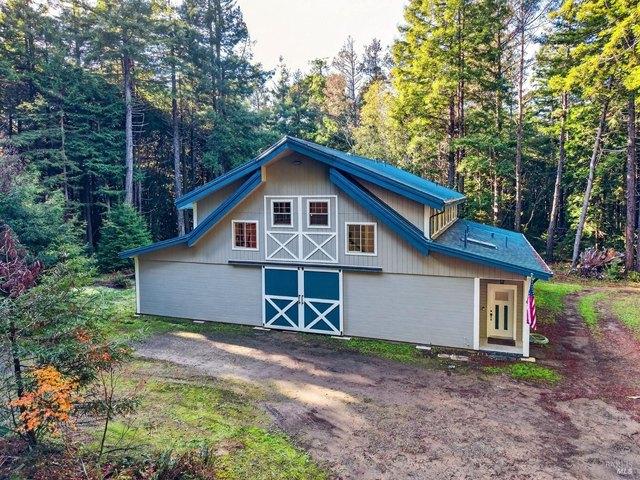House for sale in Fort Bragg, California