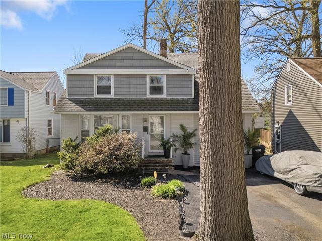 House for sale in Warrensville, Ohio