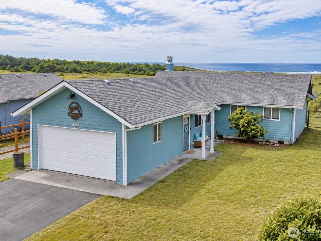 House for sale in Long Beach, Washington