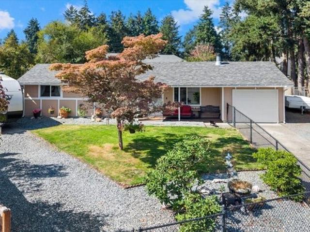 House for sale in Spanaway, Pierce County