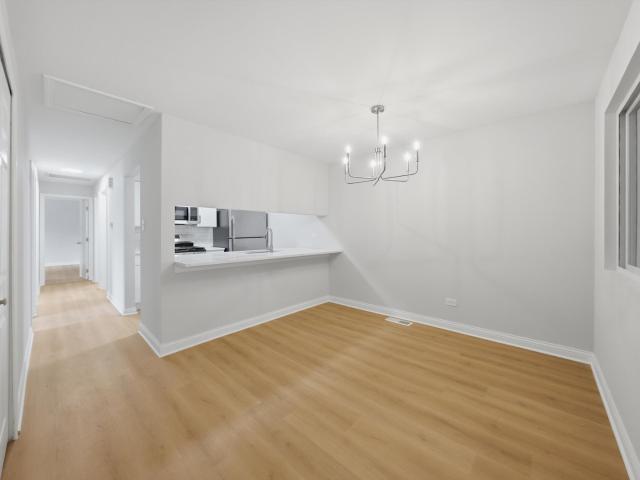 Condo for sale in Country Club Hills, Illinois
