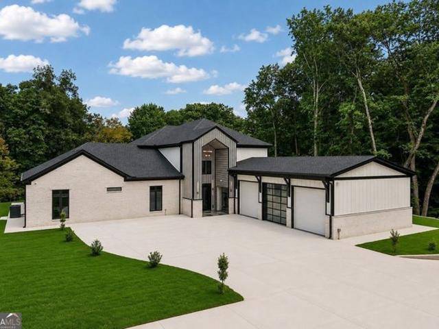 House for sale in Hoschton, Georgia