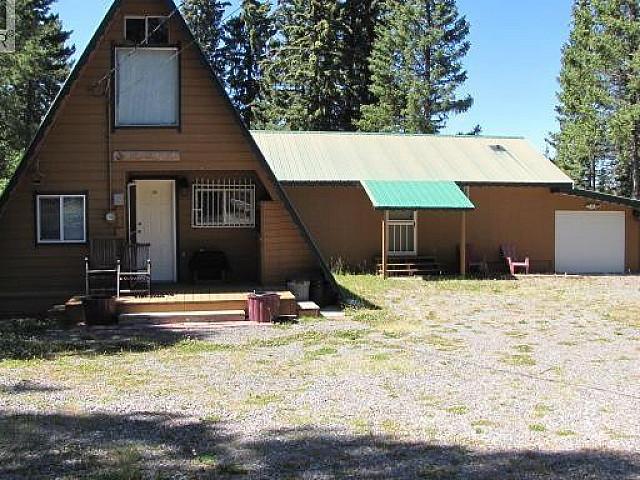 House for sale in Anahim Lake, British Columbia
