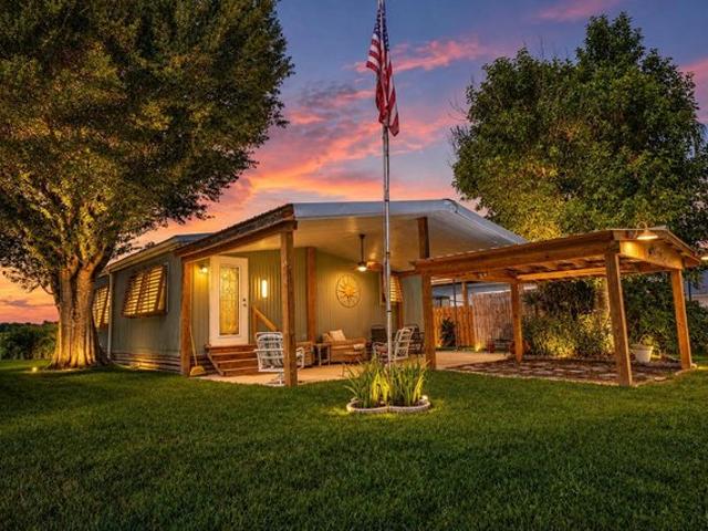 House for sale in Okeechobee, Okeechobee County