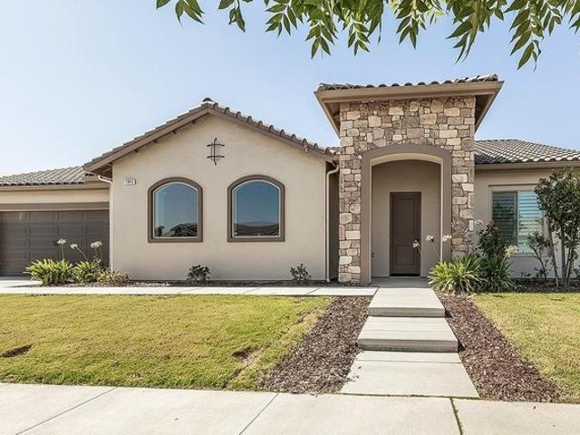 House for sale in Kingsburg, California