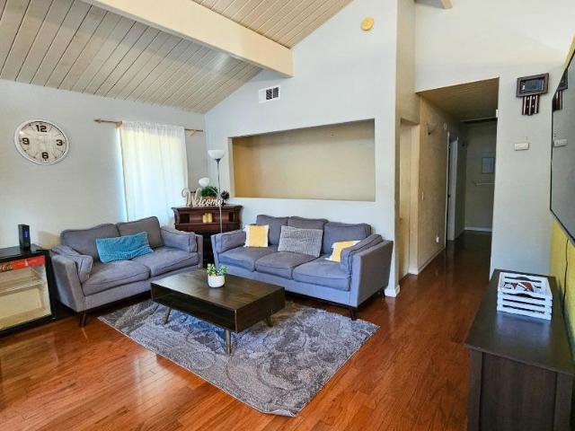 House for sale in Groveland, Tuolumne County