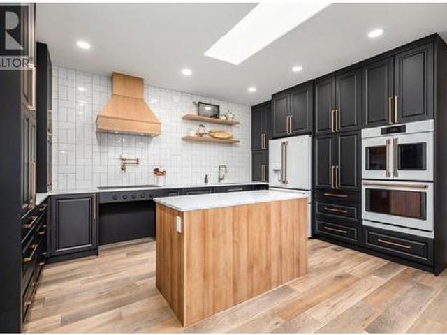 House for sale in Salmon Arm, British Columbia