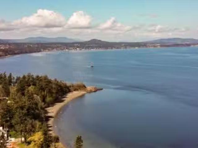House for sale in Saanich, British Columbia
