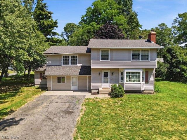 House for sale in Madison, Ohio