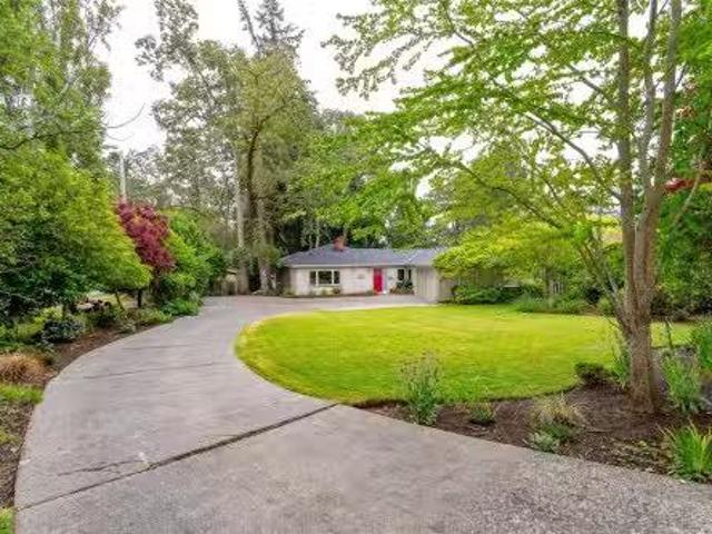House for sale in Saanich, British Columbia