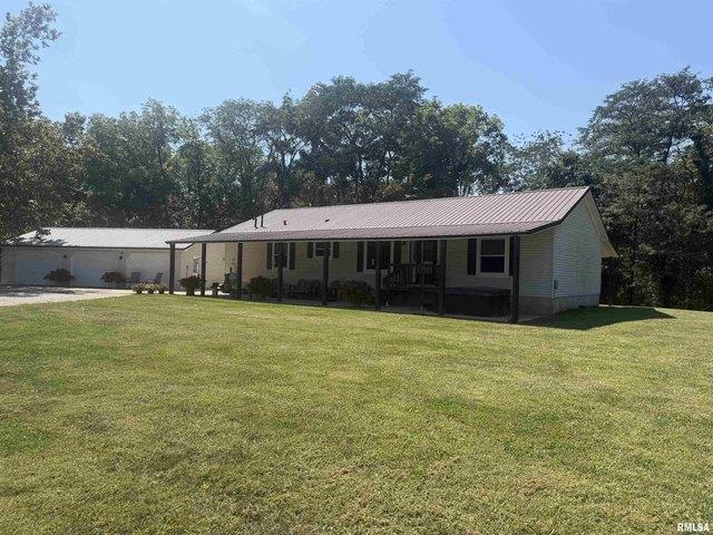 House for sale in Industry, McDonough County