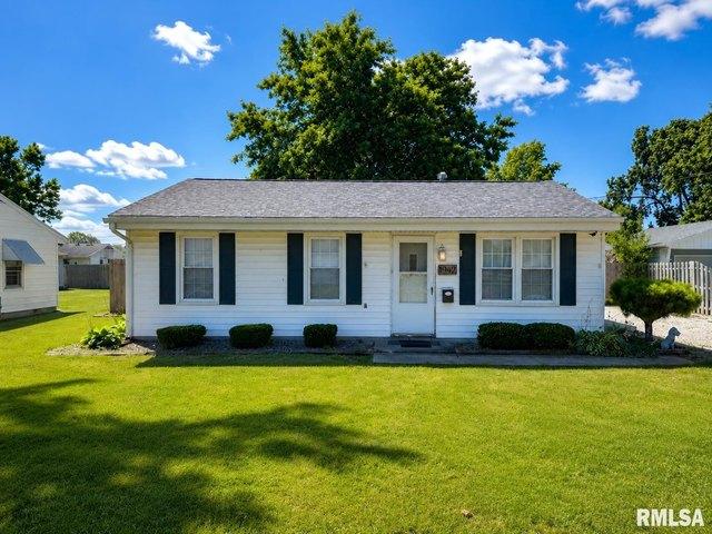 House for sale in Galesburg, Illinois