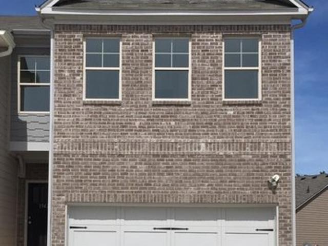 Townhouse for sale in Lilburn, Georgia