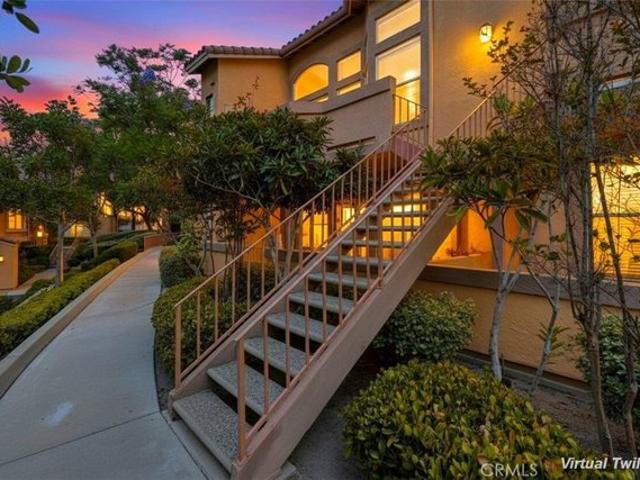 Condo for sale in Foothill Ranch, California