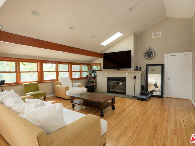 Property for sale in Tarzana Neighborhood Council District, Canoga Park