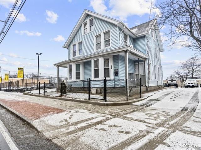 House for sale in Bridgeport, Connecticut