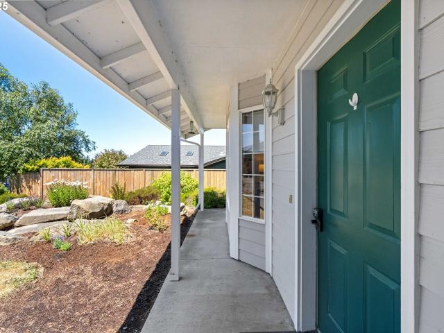 House for sale in North Bend