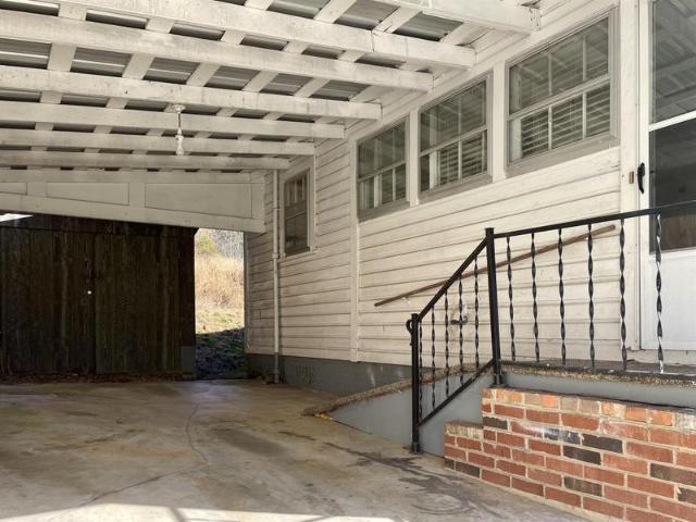 House for rent in Lenoir