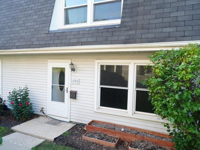 Townhouse for sale in Hoffman Estates, Illinois