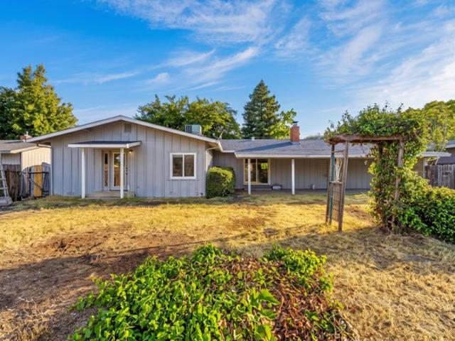 House for sale in Redding, Shasta County