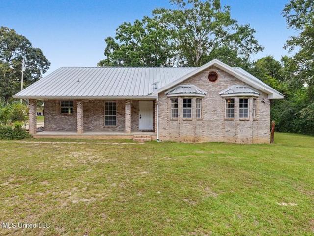 House for sale in Saucier, Mississippi
