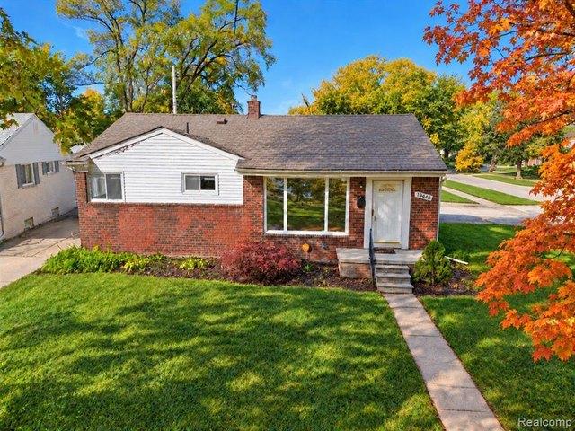 House for sale in Harper Woods, Wayne County