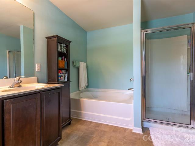 House for sale in Mecklenburg, North Carolina