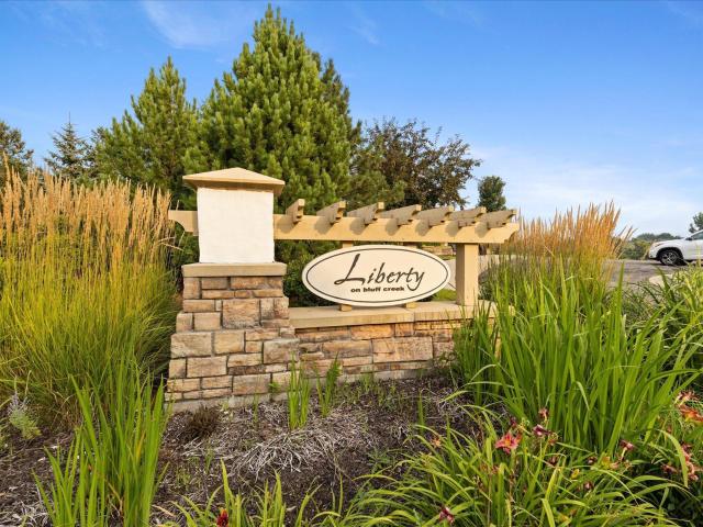 Townhouse for sale in Chanhassen, Minnesota